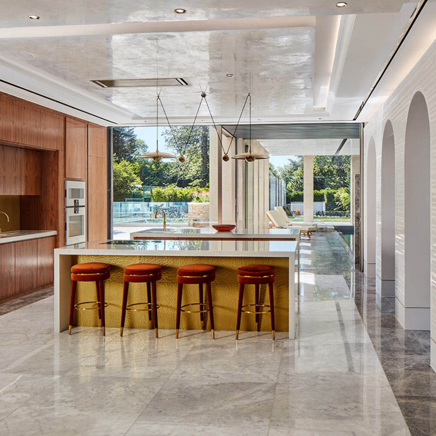 Luxury kitchen with Armourcoat Spatulata polished plaster finish used on ceiling